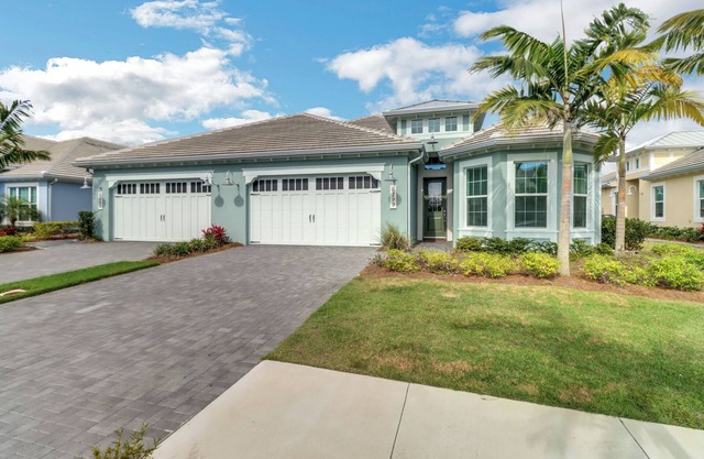 Isles of Collier | 3 bedrooms | den with a pull-out couch | 2 baths