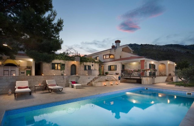 ISOLATED Five Star Luxury Villa With Private Pool