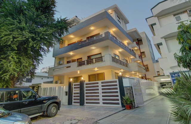 Itsy Hotels Swastika Inn Sector 26