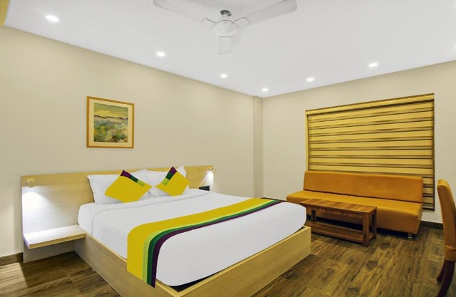 Itsy Hotels Transit Express