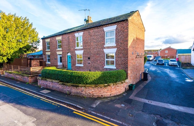 Ivy House