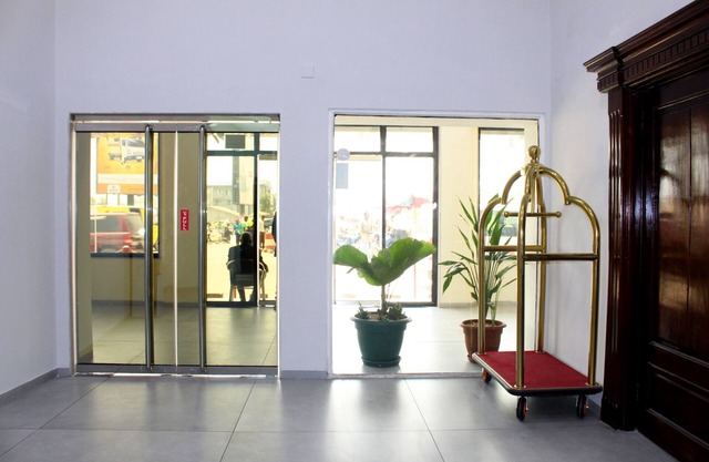 Ixoras Hotel