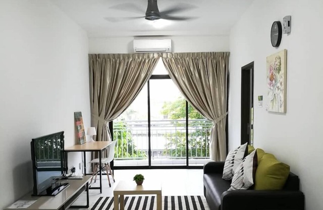 J&R Homestay(Home Away from Home)