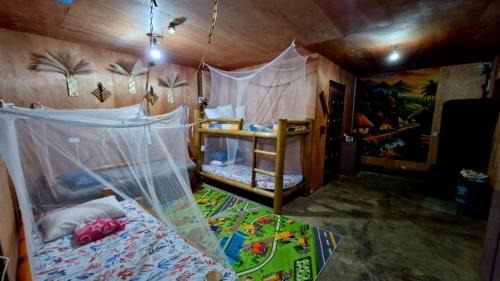 J Travel Trail Inn - House in Hubangon, Camiguin
