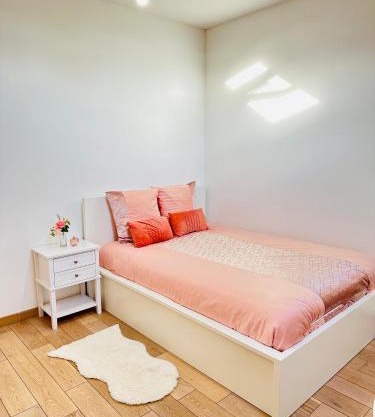 Jabeen's House Bedroom 2