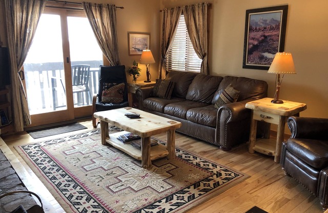 Jackson Hole Teton Village Condo Sleeps 6 Pool and Hot Tub access.