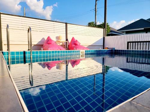 Jai Dee Homes Private Pool