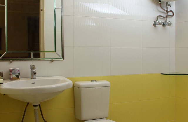 "Jaipur Apartment Stays" S2 Secluded 2 BHK Apartment Leafy central Civil Lines