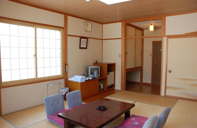 Japanese style room available for 5 people/Kitaazumi-gun Nagano