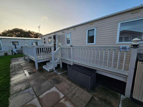 Jayden 3 bed balcony