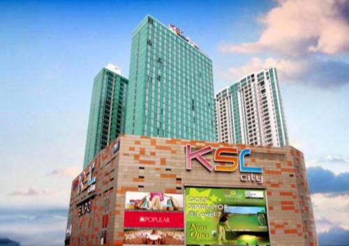 JB City Shopping Mall Apartment