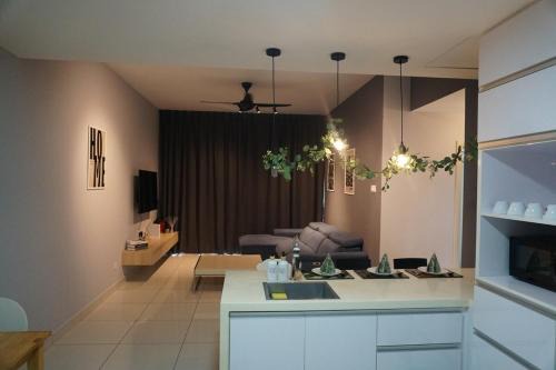 JBMidValley Southkey Mosaic 2Bedroom 4Pax CityView