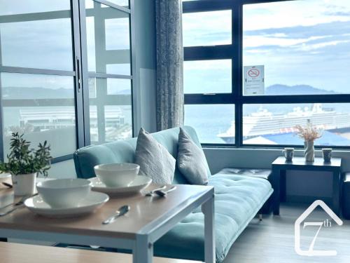 Jesselton Quay SeaView by 7th Avenue
