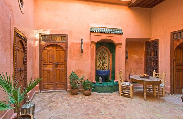 Jewel of a private home all to yourselves in the heart of the Old City
