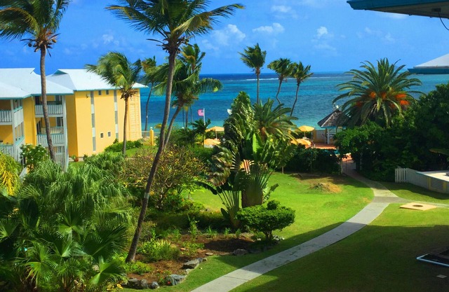 Jewel of the Isle - 2 bed/2 bath seaside condo- beach and pool.