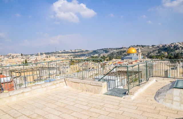 JEWISH QUARTER GEM 2 bedroom 2 bathroom