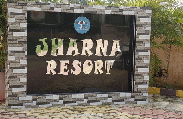JHARNA RESORT