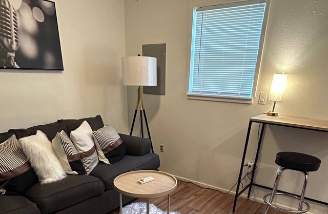 Jj’s Studios/Guest House