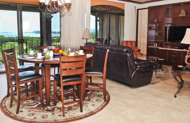 Jobo 16 Luxury Penthouse - Reserva Conchal