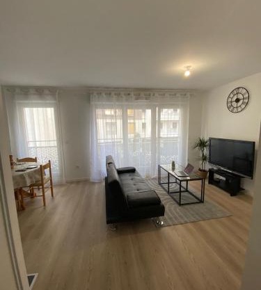 Joli appartement F2 Bobigny Métro proche Paris