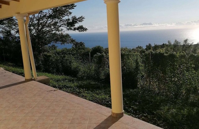 Jolie Maison de Campagne Avec vue mer des Caraïbes. Idéal Pour les Familles