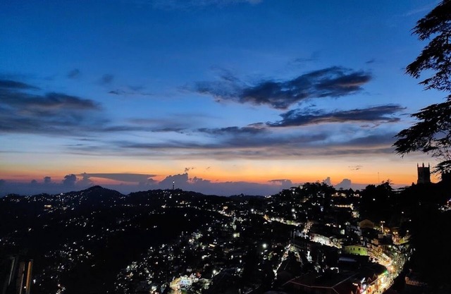 Jujurana - Valley View 1BHK Apartment | Wifi, Parking, Balcony | Near Shimla!