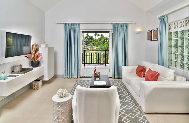 Junior Suite by Fantasia Villas