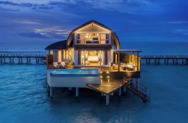 JW Marriott Maldives Resort & Spa
