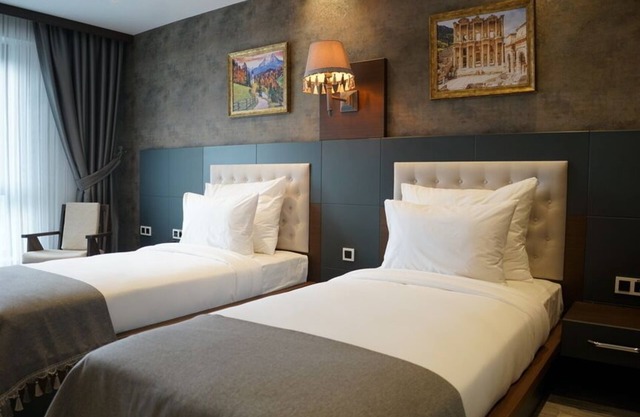 Kahra Otel
