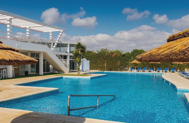Kai 15 Studio, Balcony, AC, Swimming Pool!New!