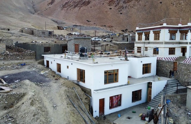 Kailash House - Tsomoriri Lake