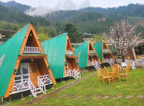 Kaira huts