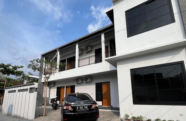 Kaira Room Guest House Syariah Mitra RedDoorz