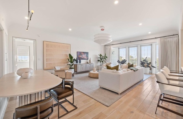 Kaiya Beach Resort #308-3BR sleeps 6, with private beach