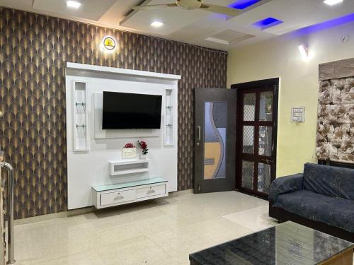 Kalpana home stay
