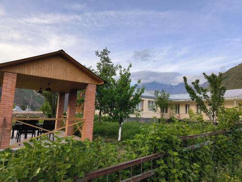Kamara Guest House