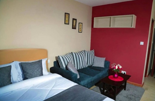 Kasri Pearl @ West. Stylish. free wifi. king bed