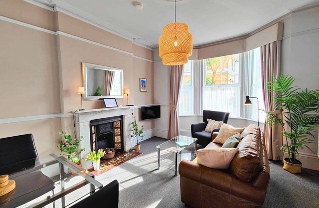 Katharine Apartment close to all amenities and beach