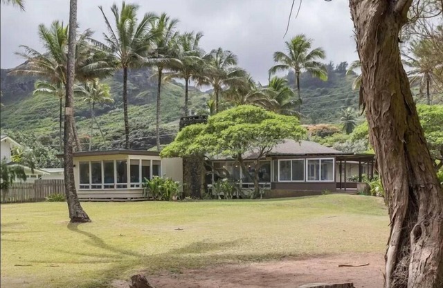Kekela Nui Beachfront - Steps to beach + AC!