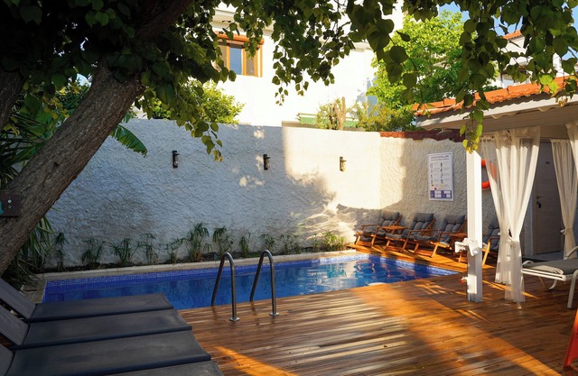 Kekik Alaçatı Otel