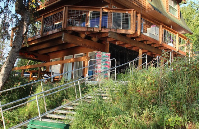 Kenai Riverfront Chalet Centrally Located On The Kenai Peninsula