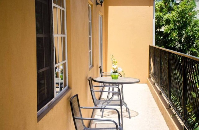 Kensington Place New Kingston Apartment