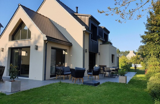 Kernoo. in the heart of the peninsula located 3 minutes from the sea and shops