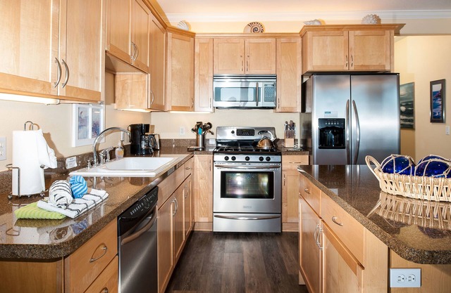 Keystone Vacation Rentals - Tidal Treasure Condo