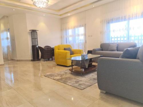 Khalda Rooftop Apt.