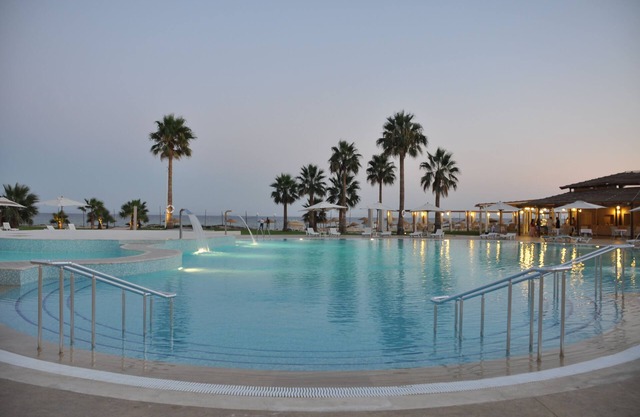 Khayam Garden Beach Resort & Spa