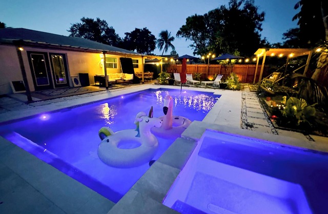 King’s 1BR Cove @ Blue Lizard – Adults ONLY