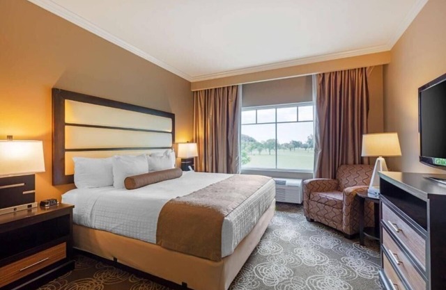 King Suite Near Curtiss Mansion MIA
