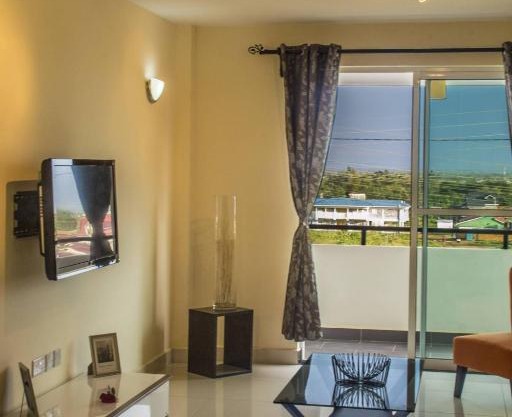 Kisumu Rossy Apartment -3 Large Beds, Good For Families and Groups, Very Big House