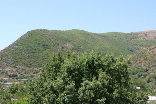 Klaudio Guest House